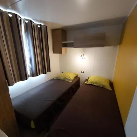 Campsite Location Mobile 6 Personnes A Frejus