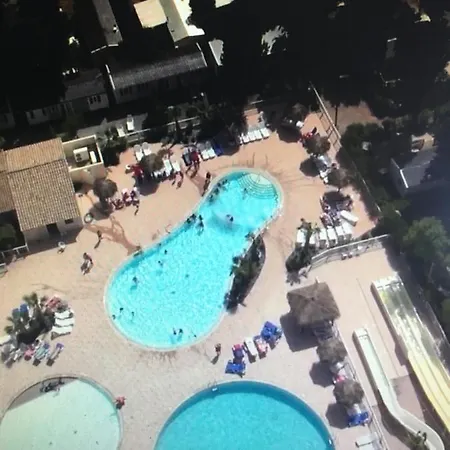 Location Mobile 6 Personnes A Кемпинг Фрежюс